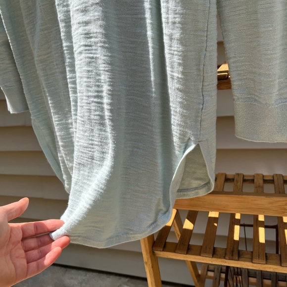 LOFT || Woman’s Medium Mint colored Pullover tassel top lightweight - Picture 2 of 5